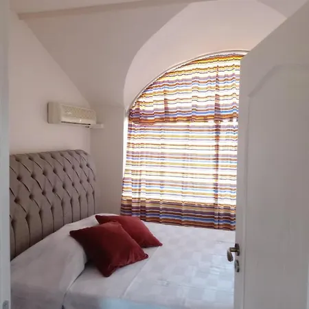 Wild Cherry 2 Bedroom Economy-3