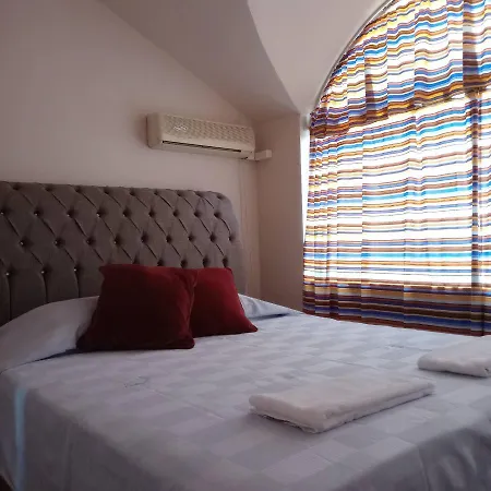 Appartement Wild Cherry 2 Bedroom Economy-3